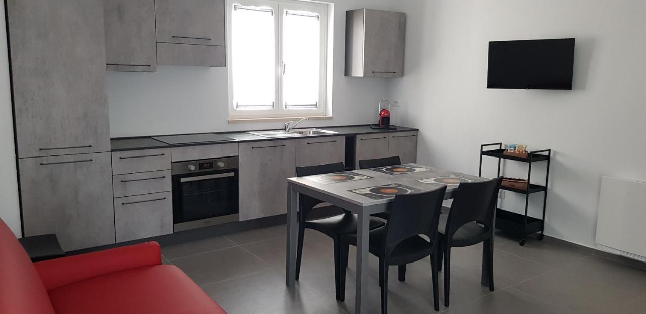 מטרה Casa Mimi Aparthotel מראה חיצוני תמונה
